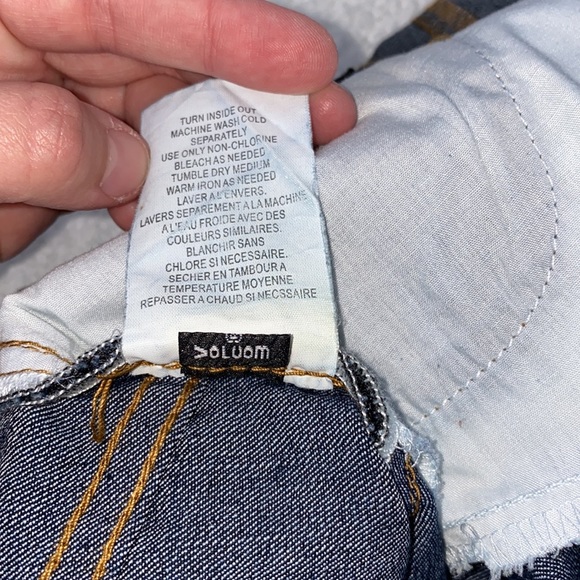 NWT 💙 Volcom Night Walks Skinny Bermuda Dark LOW RISE Size 5 - Picture 9 of 12